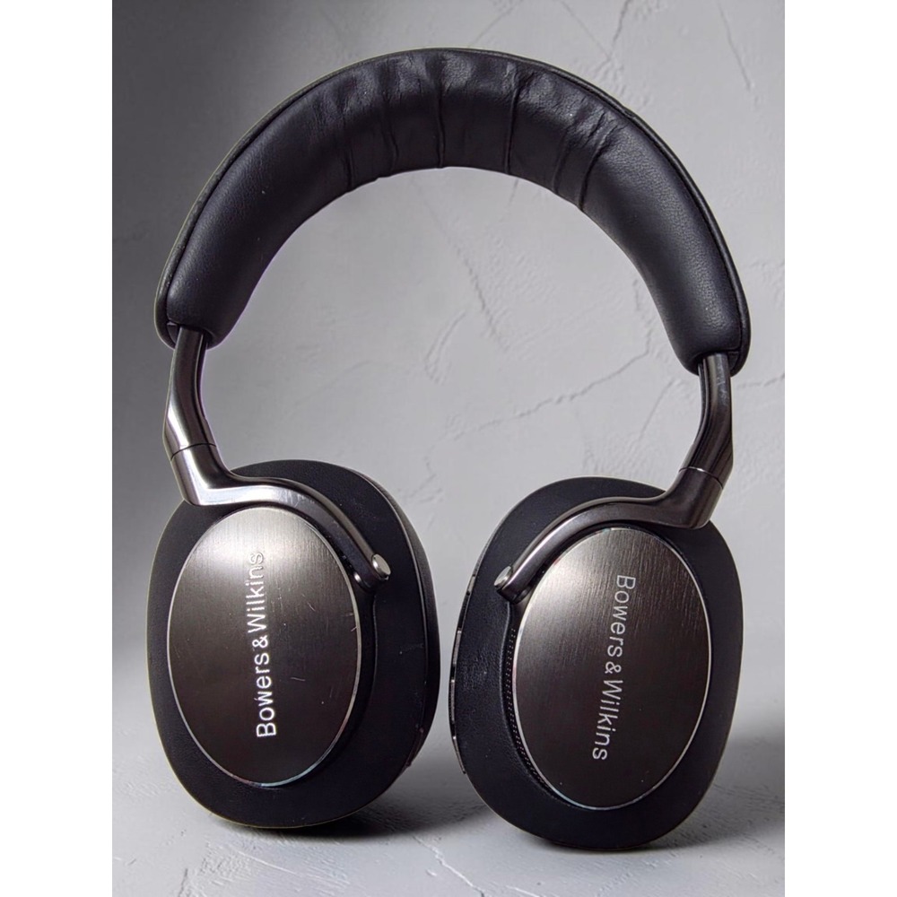 Bowers & Wilkins Px8 Wireless ANC Over-Ear Headphones Onyx Black Silver Hi-Res